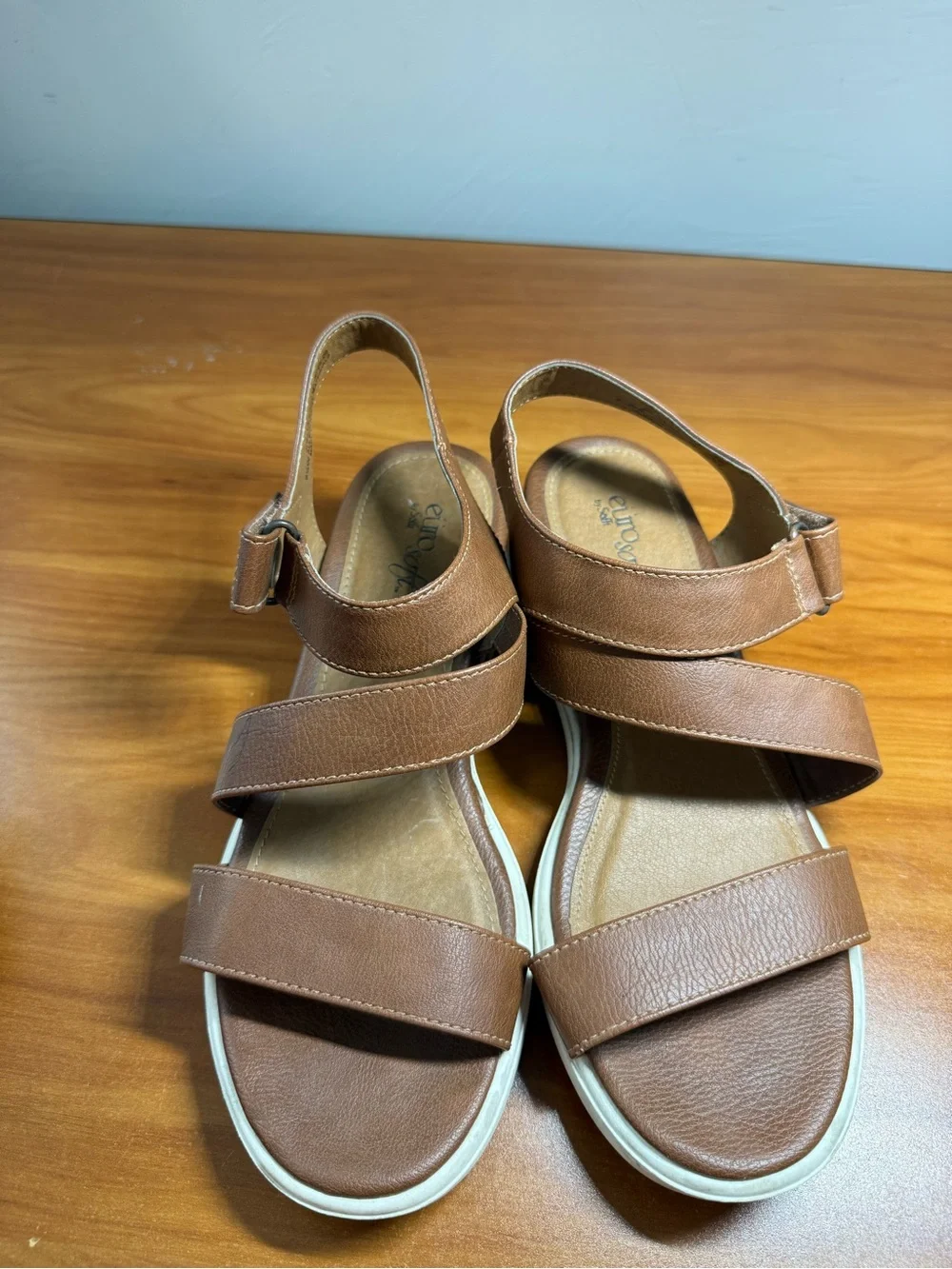 EuroSoft Joella Brown Comfort Sandal Slingback Strappy Ankle Strap Brown 8.5WIDE